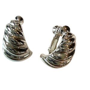Vintage signed Napier Earrings Shiny Silver Tone Clip on